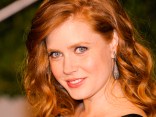 Amy Adams Talks Skimpy Outfits in “The Fighter”