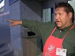 Salvation Army Bell Ringer Turns Crime Fighter