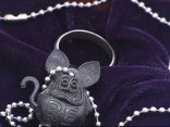 Vietnam-Era POW Gets Wedding Ring Back