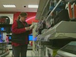 Last Minute Shoppers Finding Items Out Of Stock
