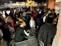 After Tragedy, Walmart Adjusts Plans for Black Friday Rush
