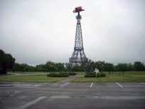 Paris (Texas) Brings the Wacky