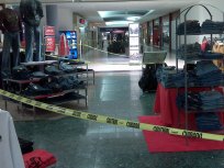 Mall Shoppers Dodge Gunfire
