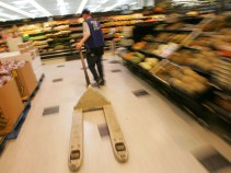 Nation's Largest Retailer Buys Local to Go Green