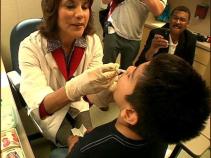 Thousands Line Up For H1N1 Vaccine