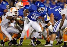 Kentucky FB, Two PSU Linebackers To Visit Valley Ranch