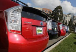 Toyota Recalling 270,000 Priuses