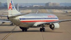 AA Plans Hourly Flights Between NYC-LA