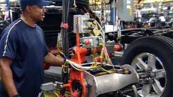 GM Arlington to Add 3rd Shift, 800 Jobs