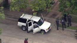 Fort Worth Police Chases Wanted Man Into Dallas
