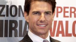 Tom Cruise Heading Into "Oblivion"