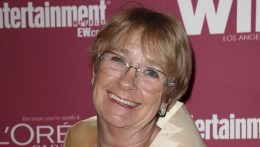 "Housewives" Actress Kathryn Joosten Dies at 72