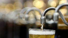 Six Flags Cleared to Sell Beer 