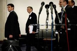 Bill Gates Kicks Off College Tour in Bay Area