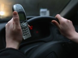AAA Wants Ban on Texting While Driving
