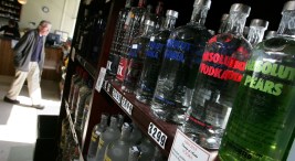 Liquor Stores: Sunday Booze Sales? No, Thanks!