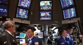 Dow Tops 9,000 For the First Time Since January