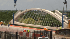 First Arch in New Fort Worth Bridge in Place