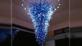 Chihuly Chandelier to be Auctioned for Stanford Victims