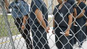 Perry Urges Feds to Halt Immigrant Transfer Program