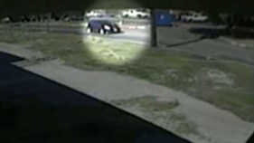 Man Lured Girls Into Car, Exposed Himself