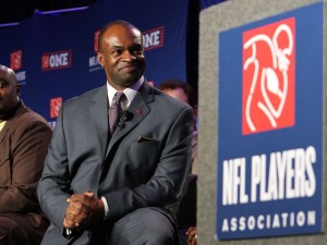 Anticipating a Lockout, NFLPA Issues Money-Saving Handbook to Players