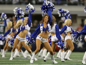 Dallas Leads Washington at Half, 20-7