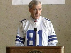 Leppert To LeBron: Come To Dallas For BBQ, Low Taxes, and the Cowboys