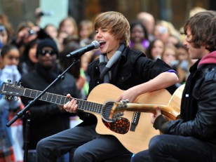 Music Exec Arrested After Justin Bieber Stampede