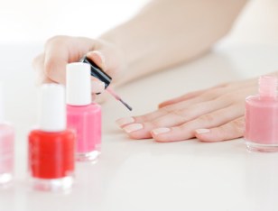 Want This: Eco-Friendly Nails