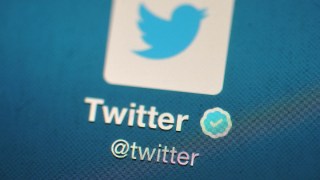 Twitter Hack Leaves Bieber, Forbes Accounts Calling Dutch 'Nazi' in Turkish