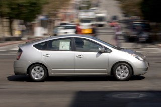 Gov't to Require Hybrid, Electric Cars to Make Noise
