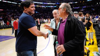 Celebs Watch Lakers Lose to Mavericks