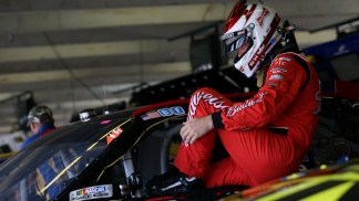 Drivers Prepare for Samsung Mobile 500