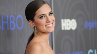 Allison Williams Tries To Grow Up In "Girls"