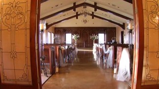 Couples Scramble After Wedding Venue Closure