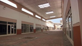 Work Continues on Paragon Outlets