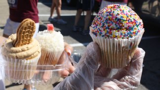 Sweet Treats From Trailercakes