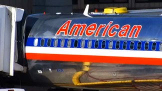 Sen. Hutchison Weighs in on AA Bankruptcy