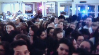 One Direction Causes Fan Frenzy in Frisco