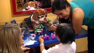 Stuffed Animals Help Kids With Cancer