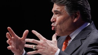 No Politics Expected at Perry's Prayer Rally