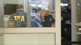 Screener Saw Gun, Says TSA