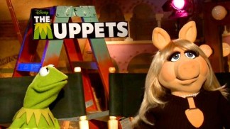 Kermit and Miss Piggy Return to the Big Screen