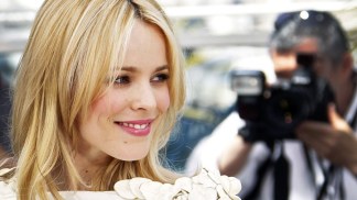 Rachel McAdams Reunites With Owen Wilson In "Paris"