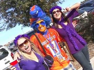 TCU Fans Show Their Spirit