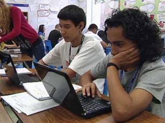 Gov. Perry Proposes Online Textbooks