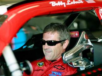 Get Your Motor Running: Dickies 500 Practice