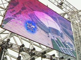 More Big Screens at Cowboys Stadium