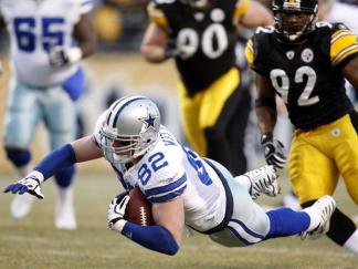 Steelers Bedroom Surprise for Witten
